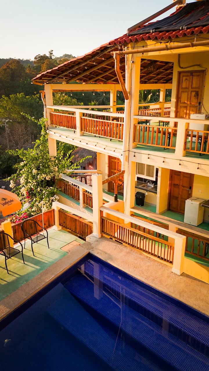Hotel Cristal front 4